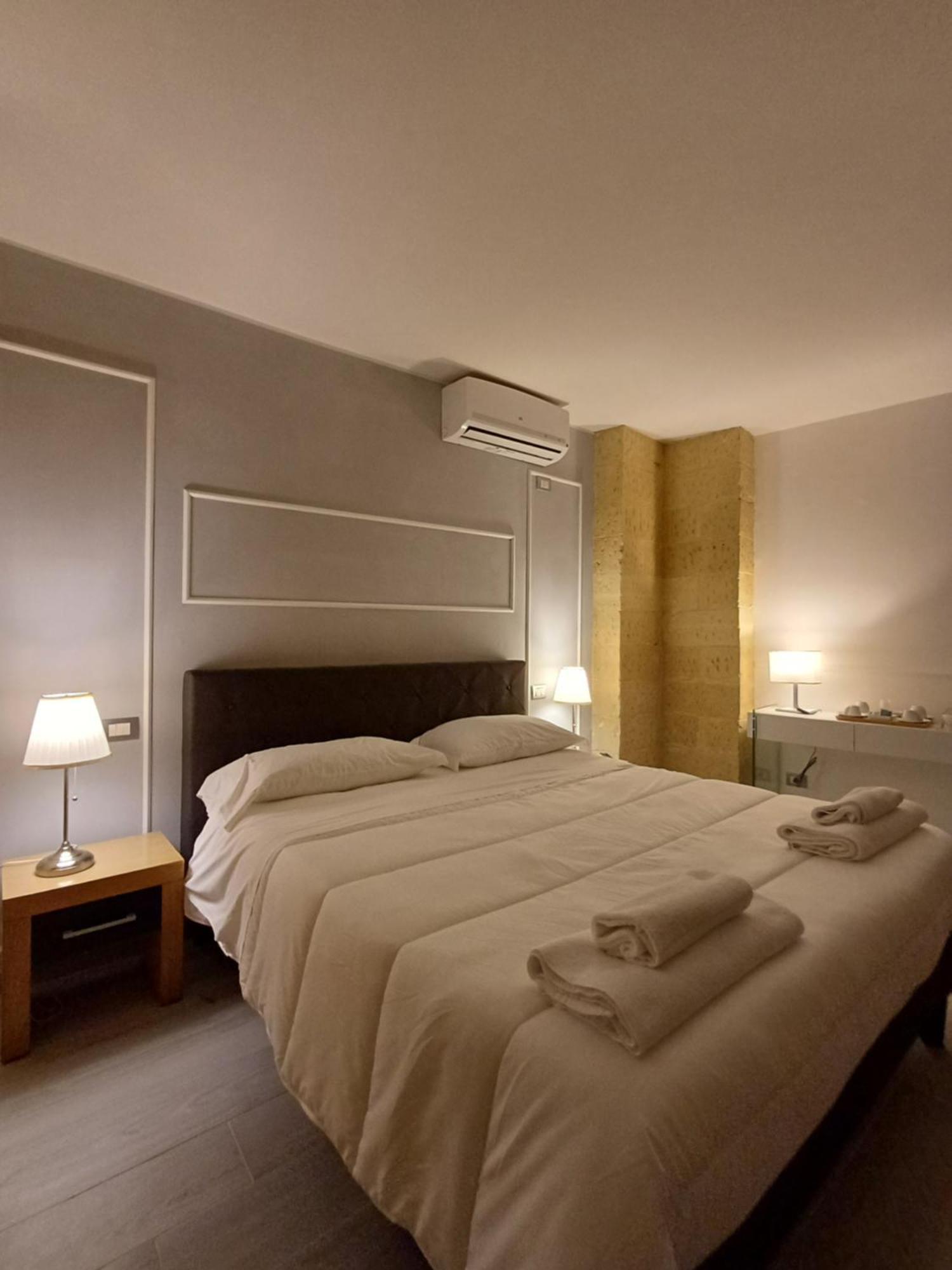 Bed & Breakfast Idomeneo 63 Lecce Eksteriør billede